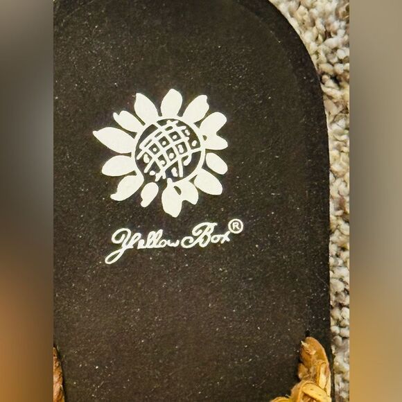 Yellow Box Women's Charm Brown Wedge Platform Embellished Sandals Size 11 - Picture 5 of 6